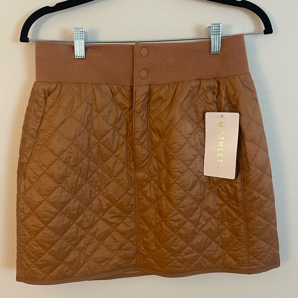Athleta Quilted Mini Skirt in Warm Brown - Picture 1 of 4